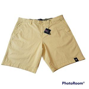 Charleston Thread Men's Pale Yellow Shorts Size 40 NWT